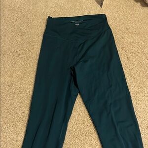 American Eagle crossover leggings